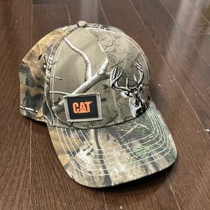 Caterpillar camouflage hat. Brand new never worn